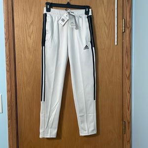 Adidas Pants (youth) 11-12y (Medium)